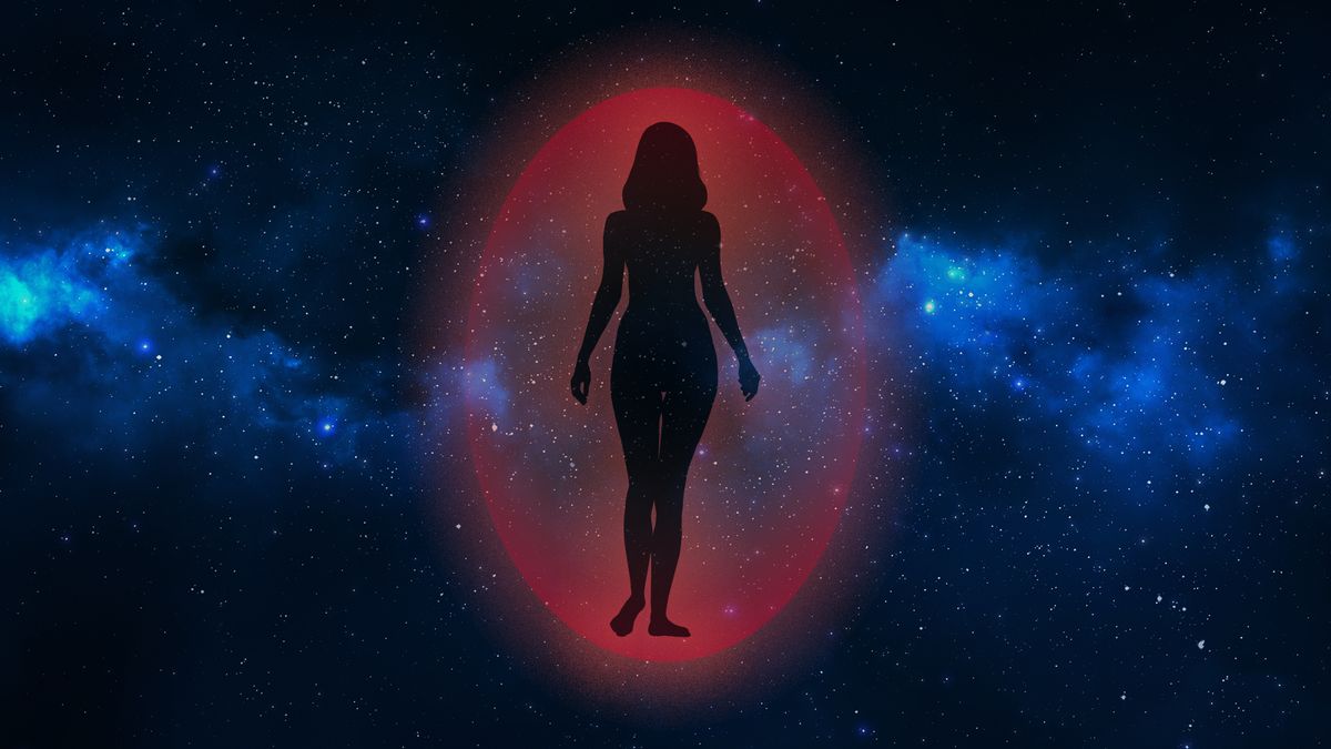 Eine stehende weibliche Silhouette, umgeben von einer roten Aura.