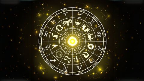 Astrologischer Kreis vor dunklem Hintergrund - Foto: Anastasiia Lavrentev / AdobeStock