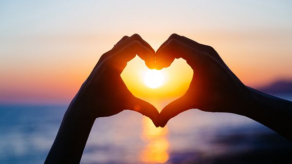 3 Sternzeichen haben in der Liebe die schönste Woche - Foto: Teraphim/iStock