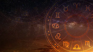 Diese 3 Sternzeichen strahlen am Wochenende des Sonnenwechsels ab dem 20.01.2024 vor Glück! - Foto: Thanumporn Thongkongkaew / iStock