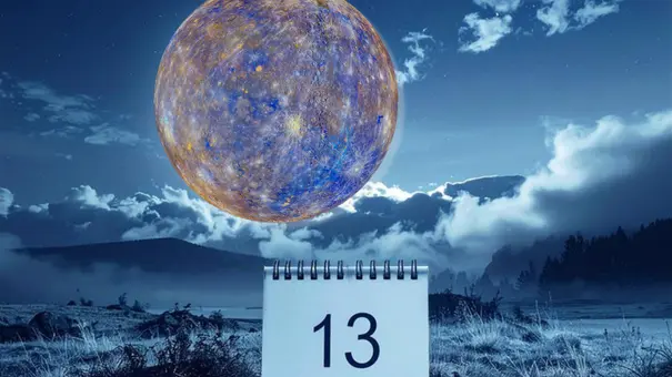 Planet Merkur in einer nebulösen Landschaft sowie die Kalenderzahl 13 - Foto: Collage mit Astrowoche.de und Adobe Stock, Claudio Caridi (KI generiert)