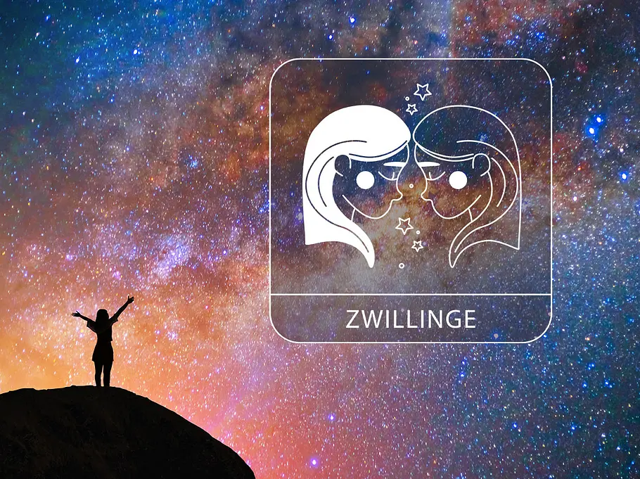 Frau steht mit ausgestreckten Armen auf einem Hügel vor einem bunten galaktischen Hintergrund mit dem Sternzeichen Zwillinge