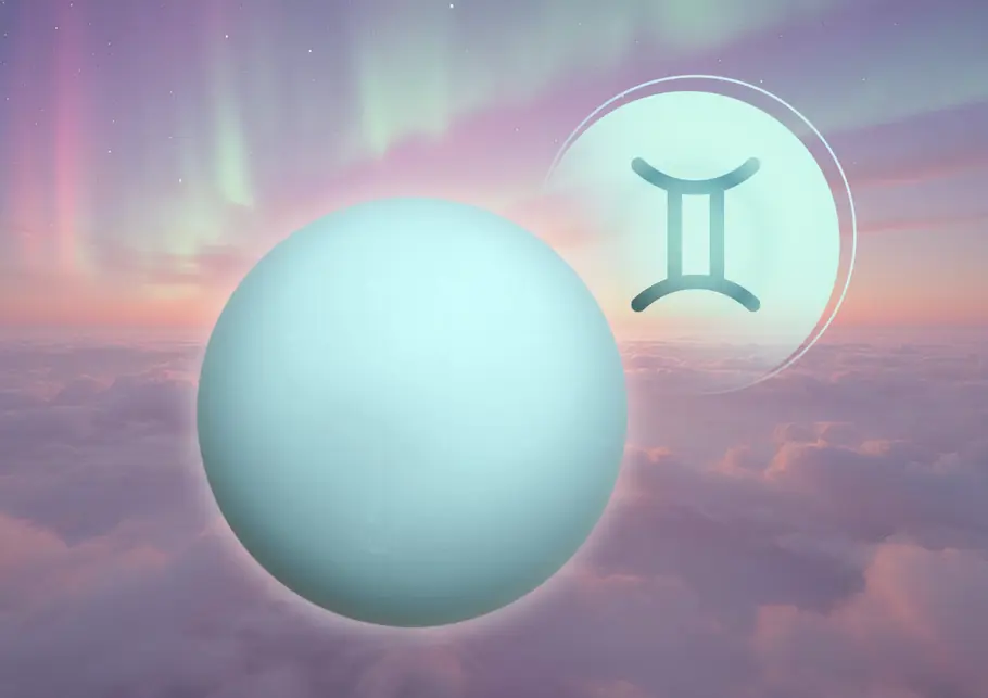 Planet Uranus vor einer Wolkenwild mit dem Symbol für das Sternzeichen Zwillinge