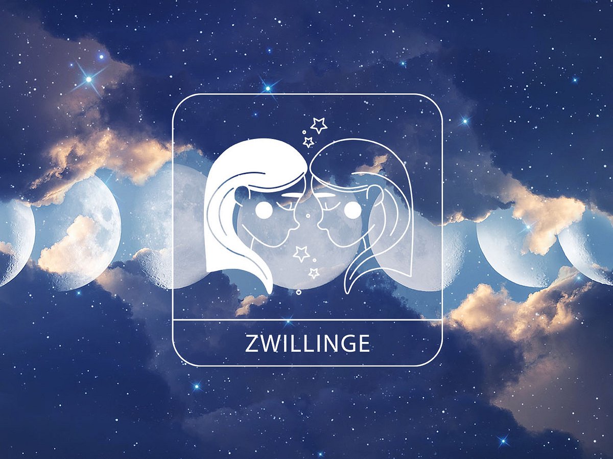 Sternzeichen Zwillinge vor einem glitzernden Wolkenhimmel mit den Mondphasen