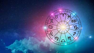 Diese 3 Sternzeichen erleben im Juli 2024 aufregende Liebesabenteuer - Foto: sarayut/iStock