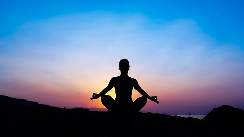 Ihr Mantra des Tages für die aktuelle Woche vom 14. bis 20. August 2023 - Foto: ALFSnaiper/iStock