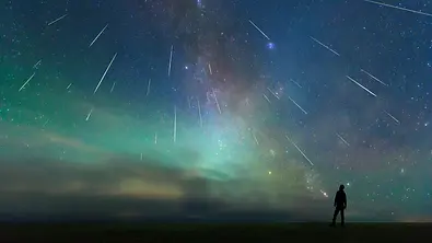 Geld-Horoskop 2022: So beeinflusst Geld-Planet Merkur die Sternzeichen - Foto: Artikelbild und Social Media mit iStock/bjdlzx und Astrowoche.de