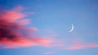 3 Sternzeichen haben mit dem Neumond den besten Tag - Foto: alanphillips/iStock