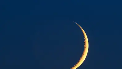 Neumond im Oktober 2022 - Foto: Sjo / iStock