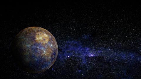 Planet Merkur im Weltall - Foto: iStock/wasan prunglampoo