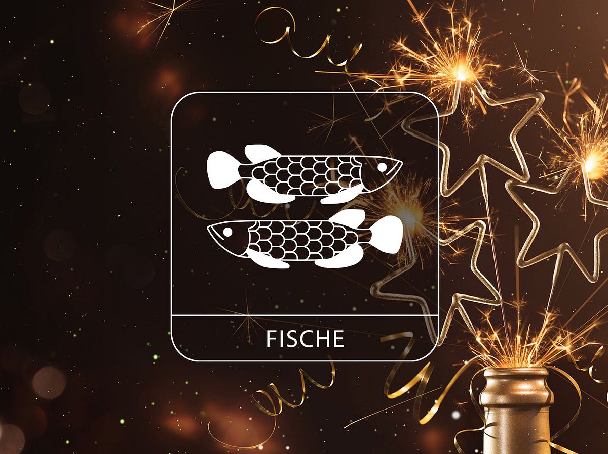 Sternzeichen Fische vor Silvester-Dekoration