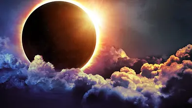 Das Sonnenfinsternis-Horoskop - Foto: RomoloTavani/iStock